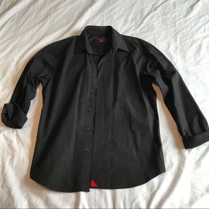Men’s UNTUCKit dress shirt